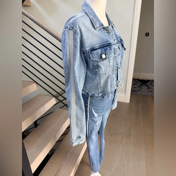 New Guess Blue Denim Jacket and Jeans Set with rhinestones on the side size S - Picture 4 of 10